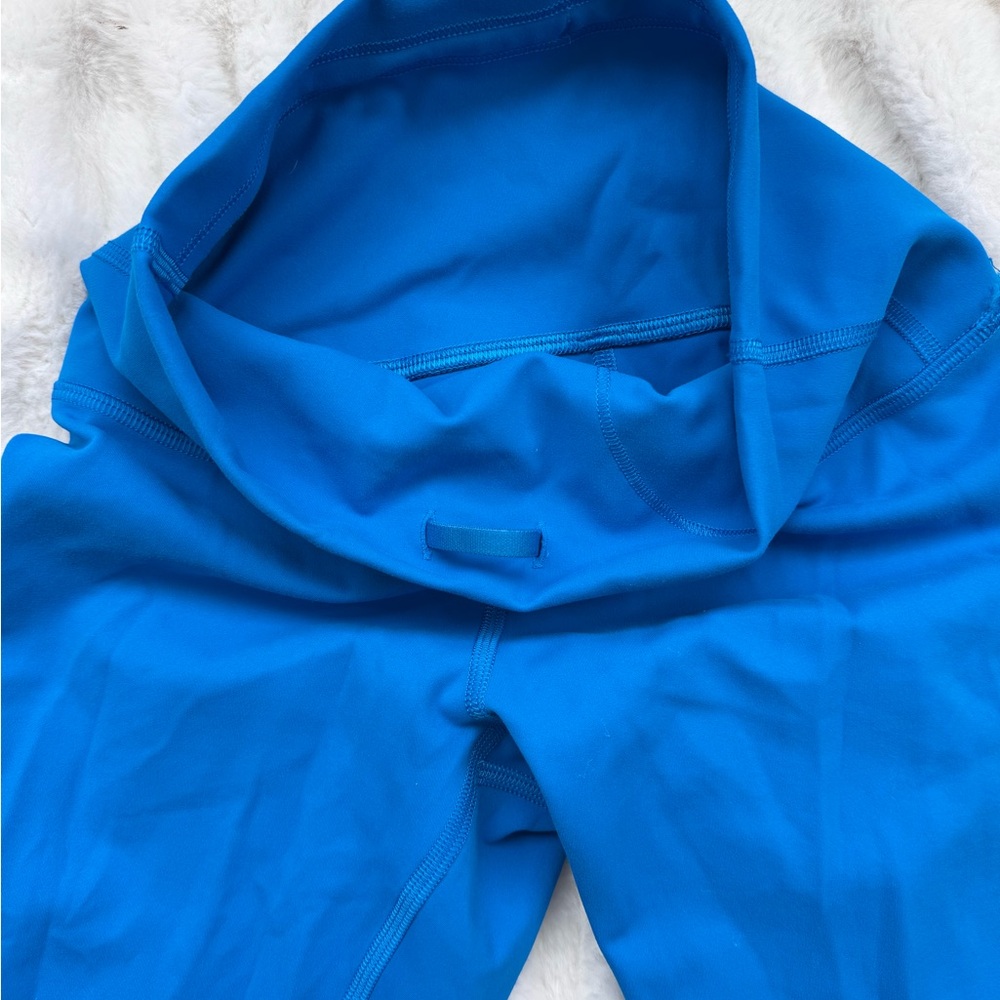 Lulu Lemon Wunder Train High Rise Crop Sz 4 - Picture 5 of 10